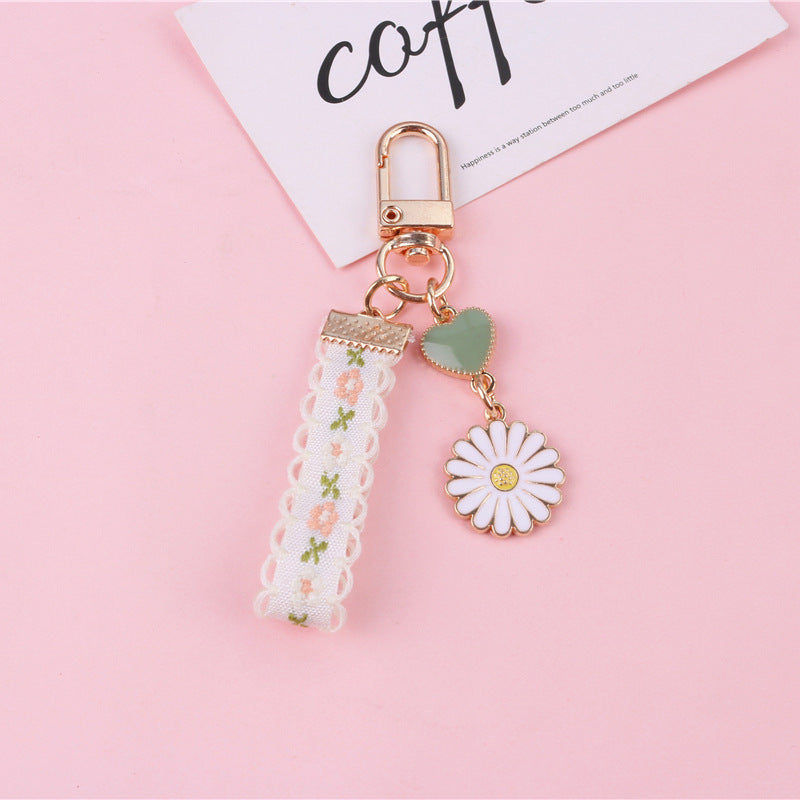 Daisy Keychain Pendant Creative Keychain Hanging