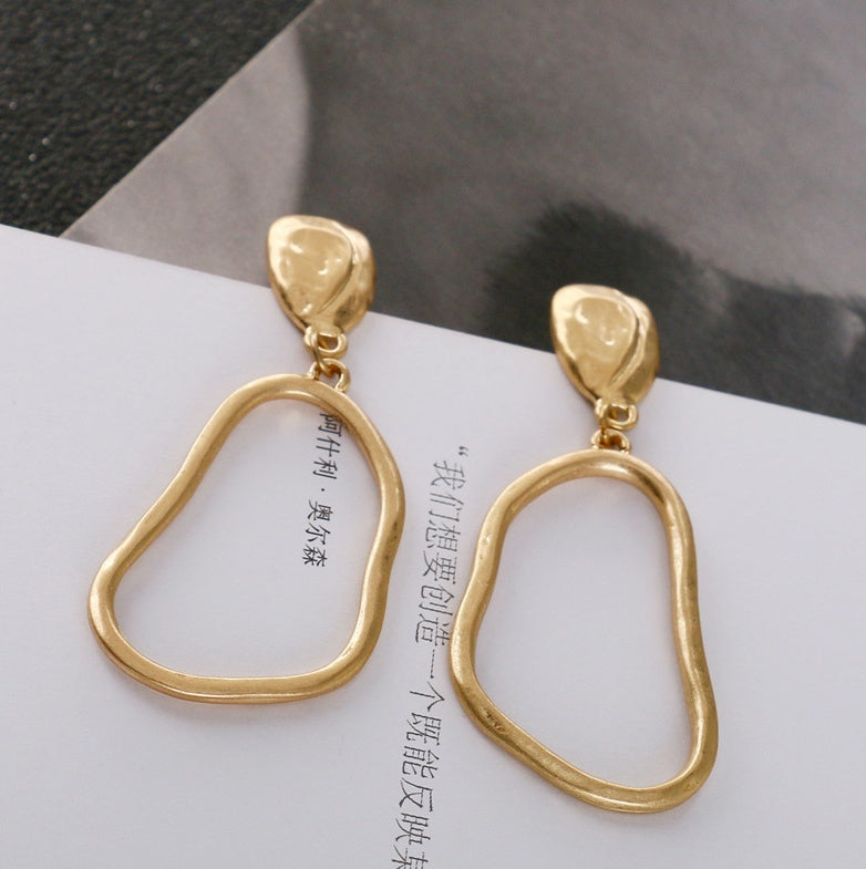 New Fashion Geo Pendant Earrings For Women Chunky Alloy Hollow Dangle Earrings New Design Large Drop Earrings Jewelry