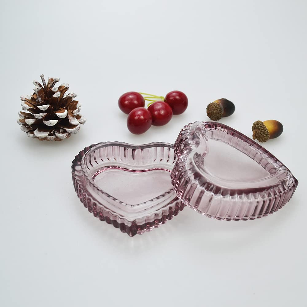 Heart-Shaped Crystal Glass Jewelry Box with Embossed Design and Lid