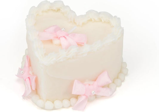 Coquette Room Decor Aesthetic, Heart Cake Shaped Soy Wax Decorative Candle with Pink Bows (5 OZ, Vanilla Cream Scented)