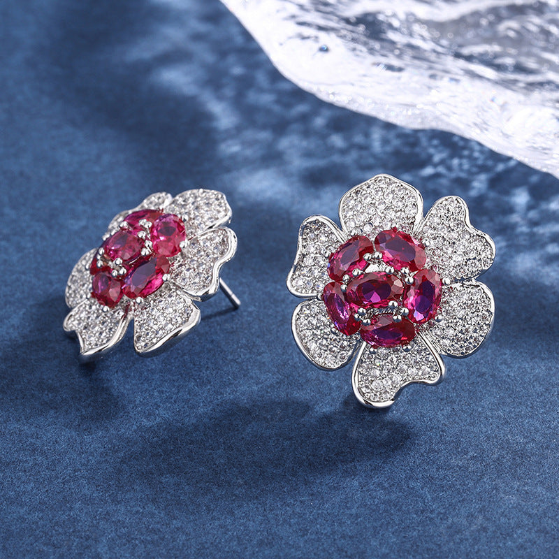 Women's Flower-shaped Stud Earrings