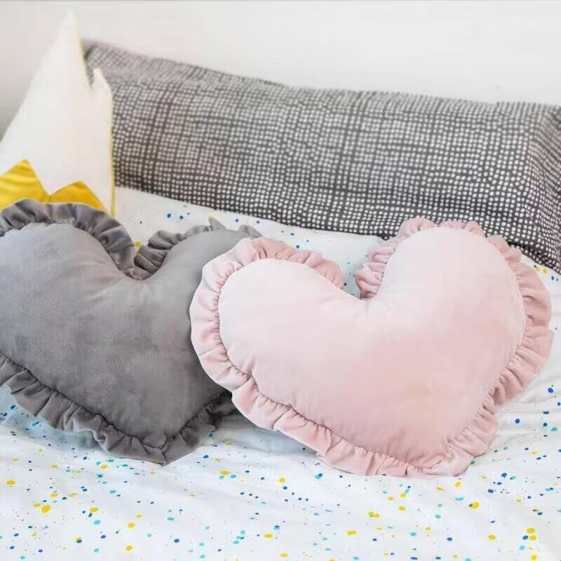 Heart Throw Pillow Decoration Cushion