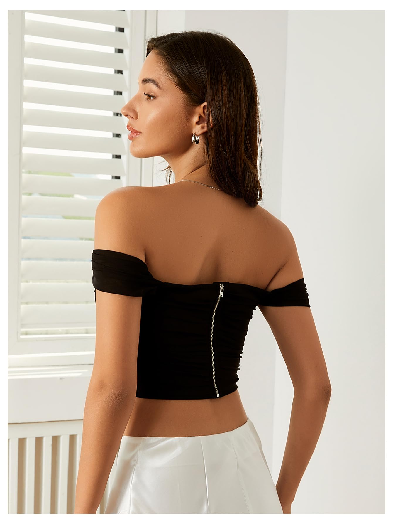 Women's Off Shoulder Short Sleeve Asymmetrical Hem Ruched Corset Crop Top