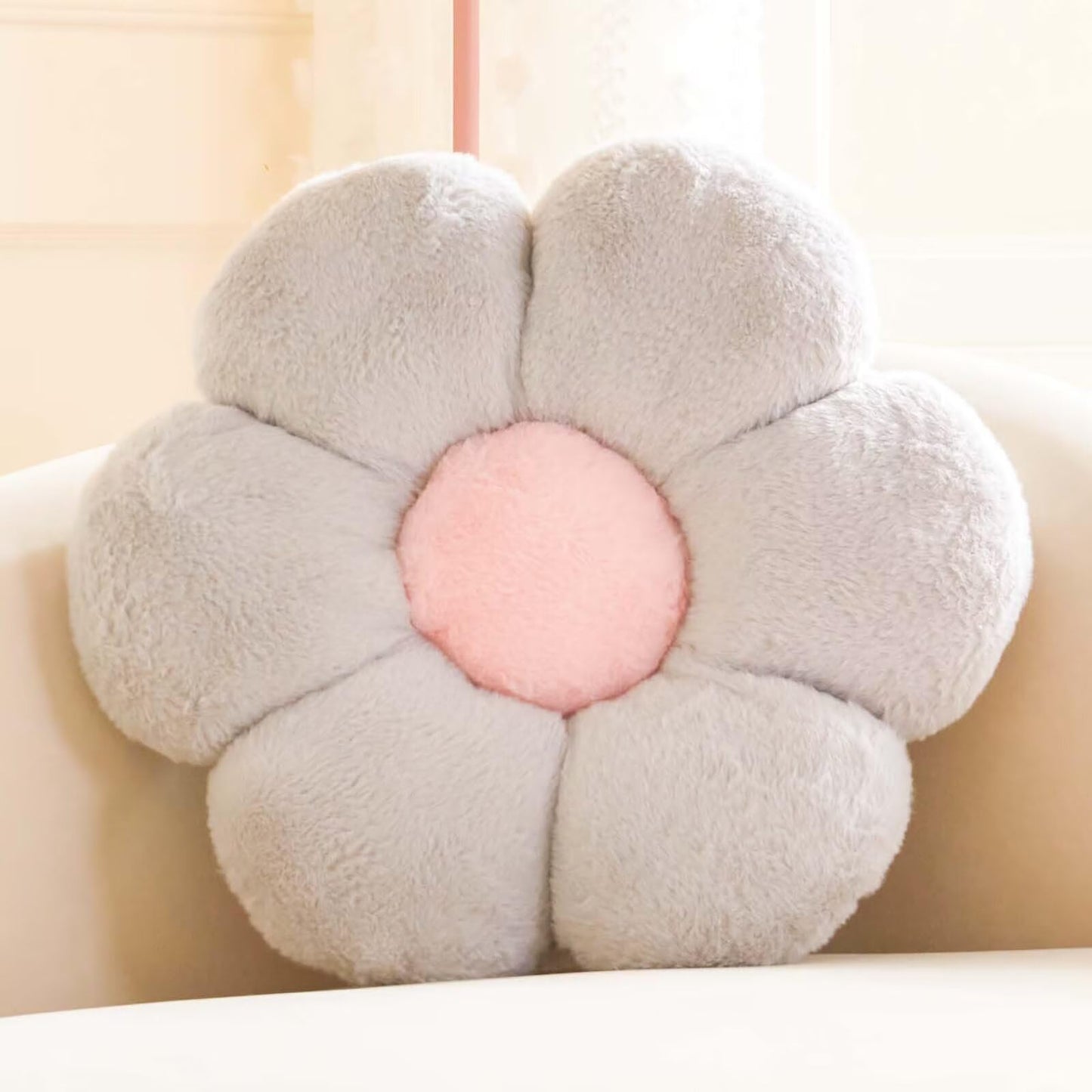 Plush Flower-Shaped Throw Pillow – Soft Faux Rabbit Fur Cushion for Bedroom or Living Room Decor