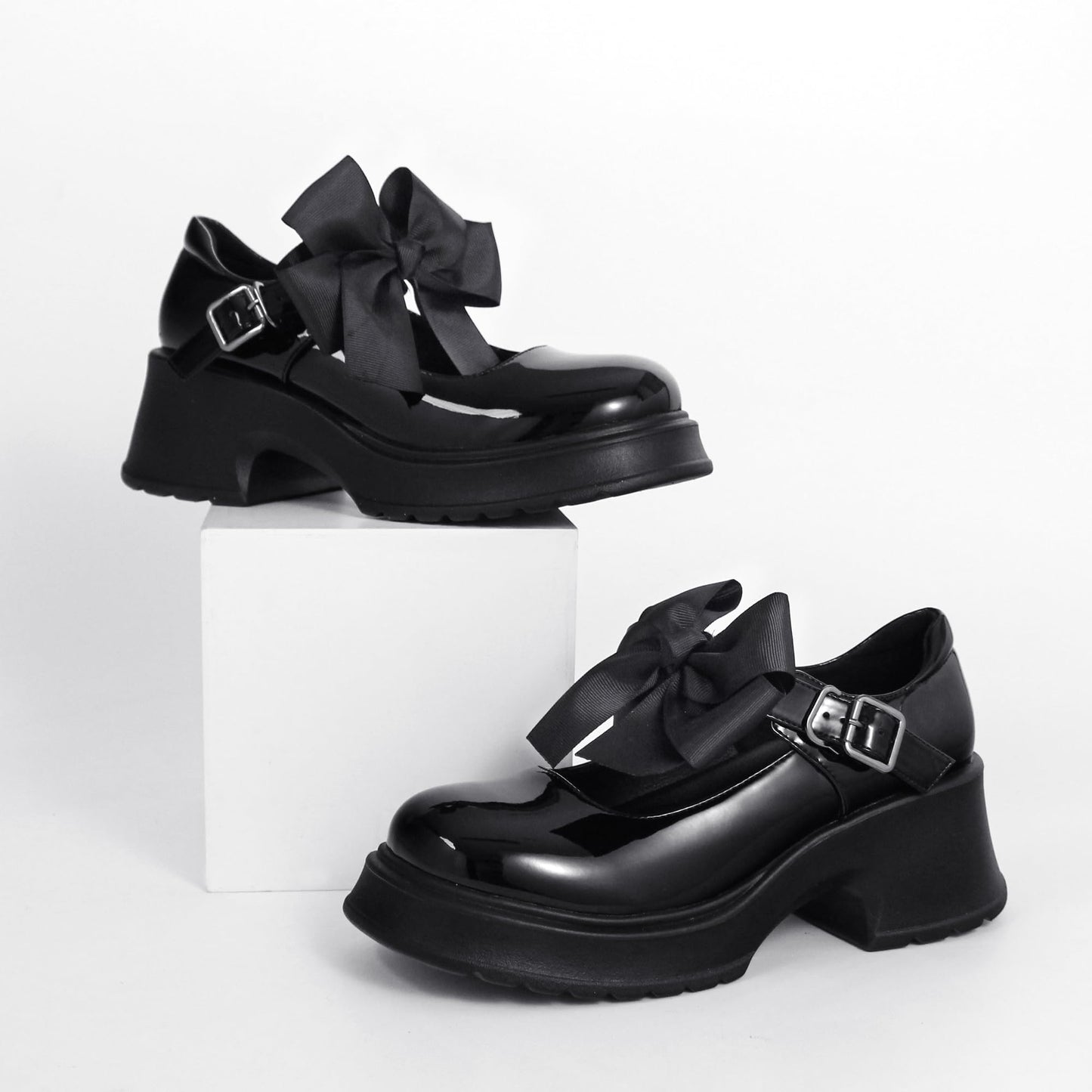 Women's Mary Janes Platform - Chunky Block Heels Ankle Strap Gothic Lolita Oxfords Detachable Bow Classic Comfortable