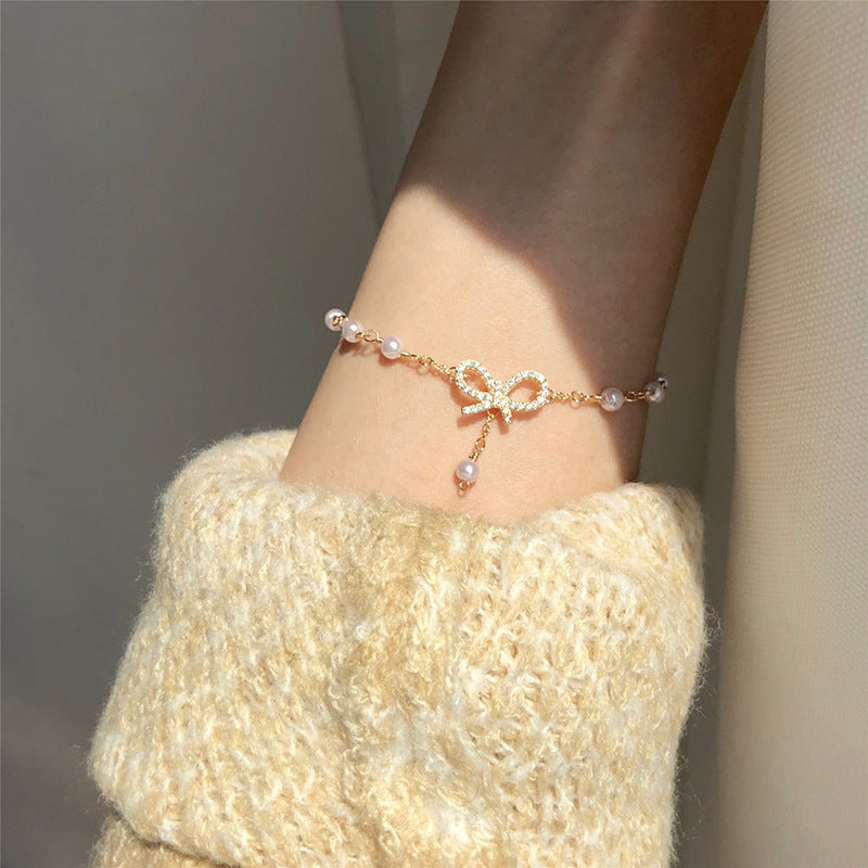 Cute Gold Bow bracelet