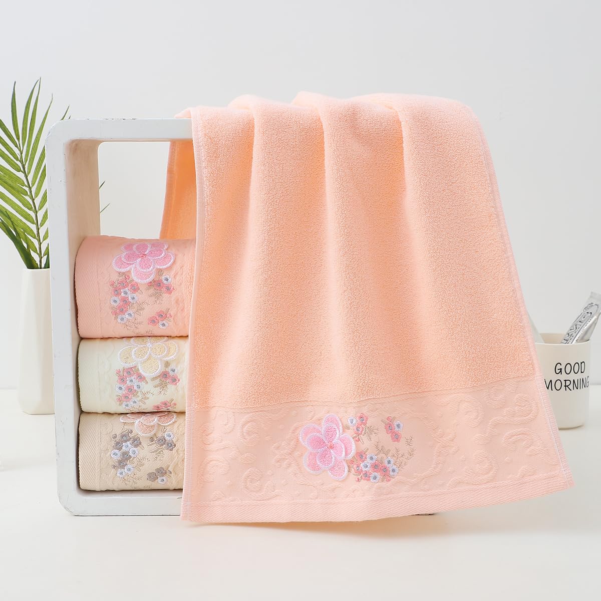 Embroidered Floral Pattern 100% Cotton Absorbent Soft Decorative Towel for Bathroom