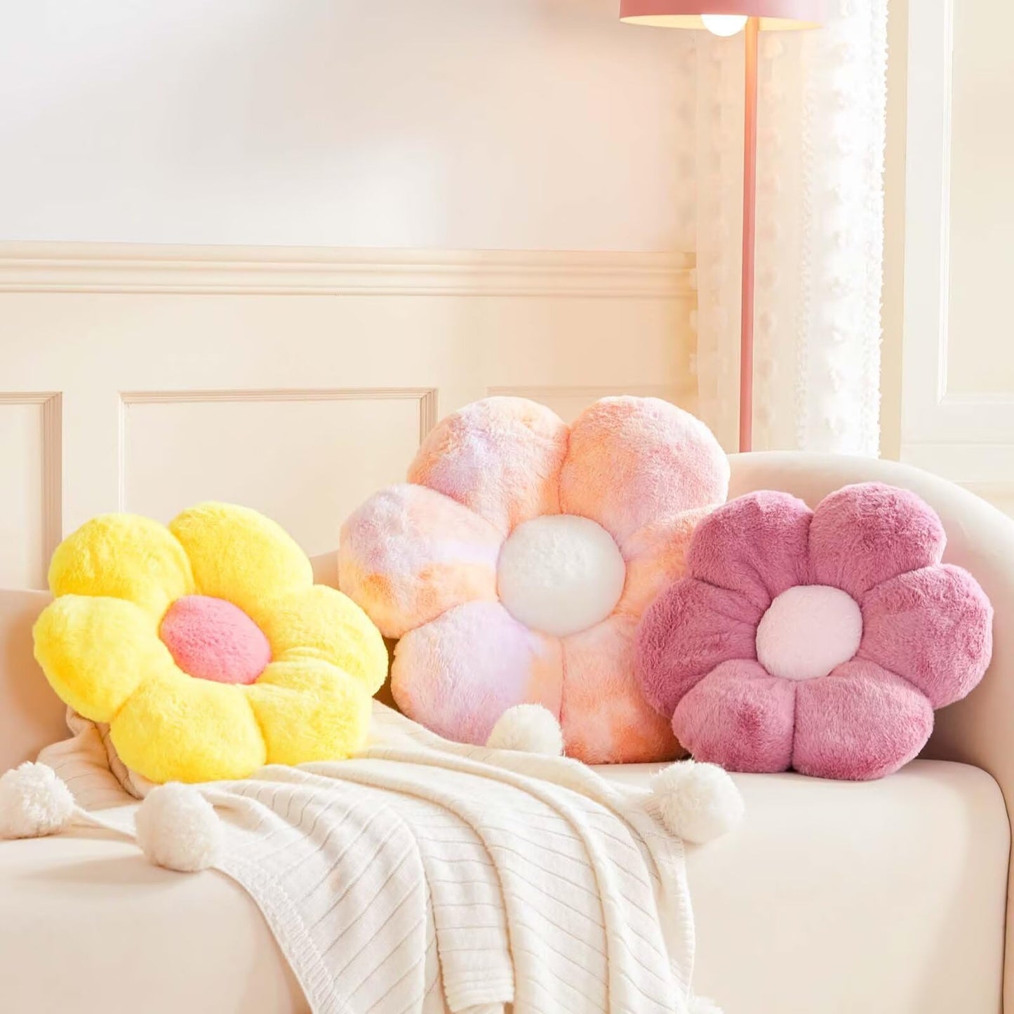 Plush Flower-Shaped Throw Pillow – Soft Faux Rabbit Fur Cushion for Bedroom or Living Room Decor