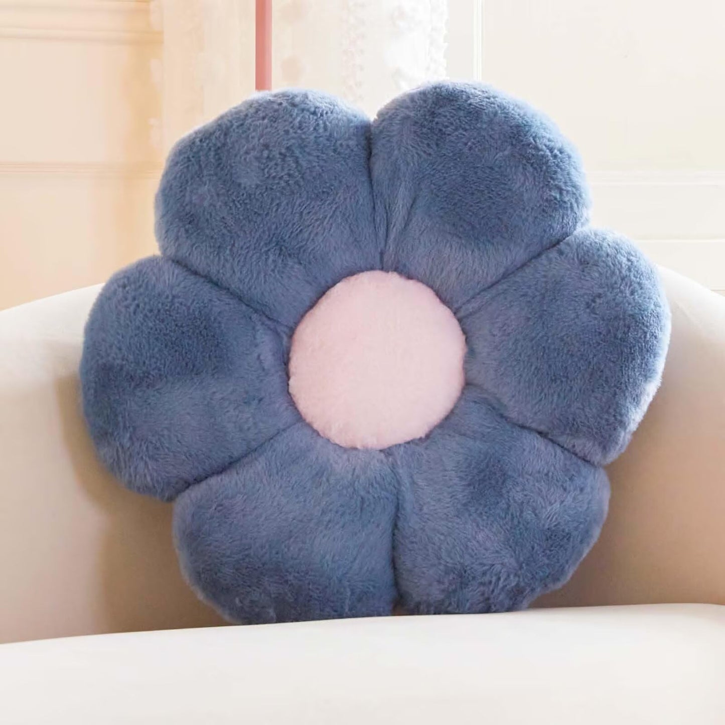 Plush Flower-Shaped Throw Pillow – Soft Faux Rabbit Fur Cushion for Bedroom or Living Room Decor