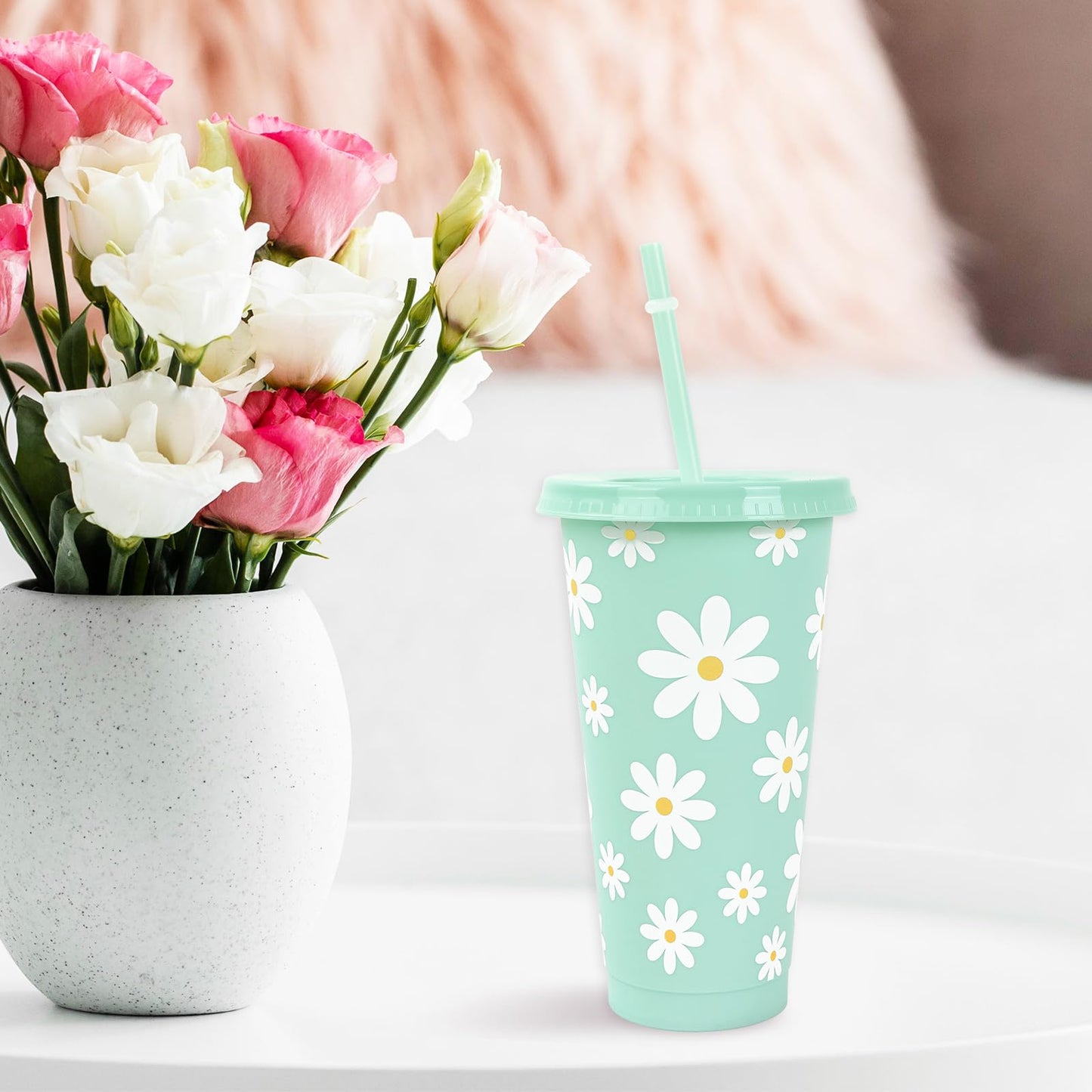 Plastic Cups with Straw and Lid Ribbon