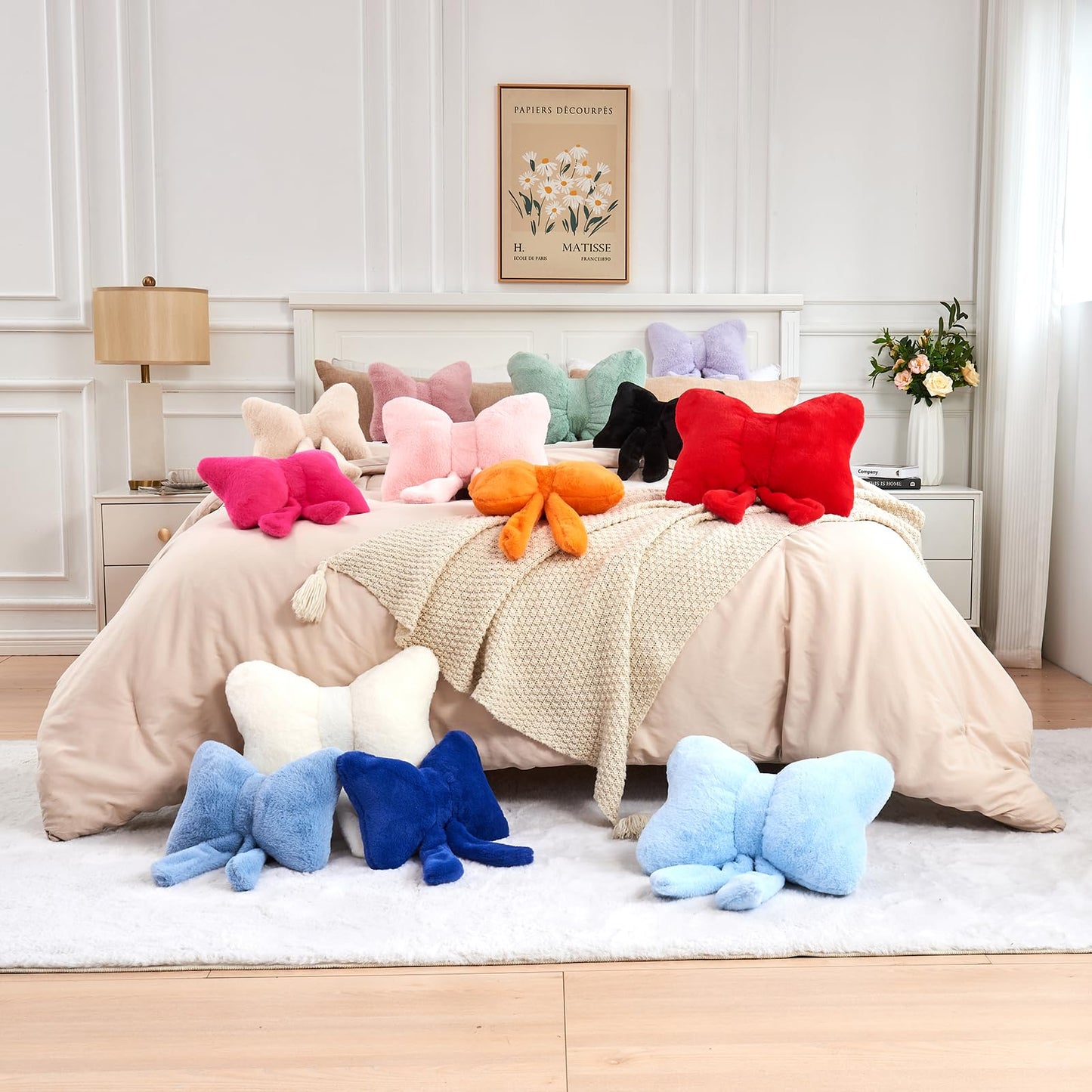 Bow Pillow, Soft Bow Decorative Pillows with Faux Rabbit Fur