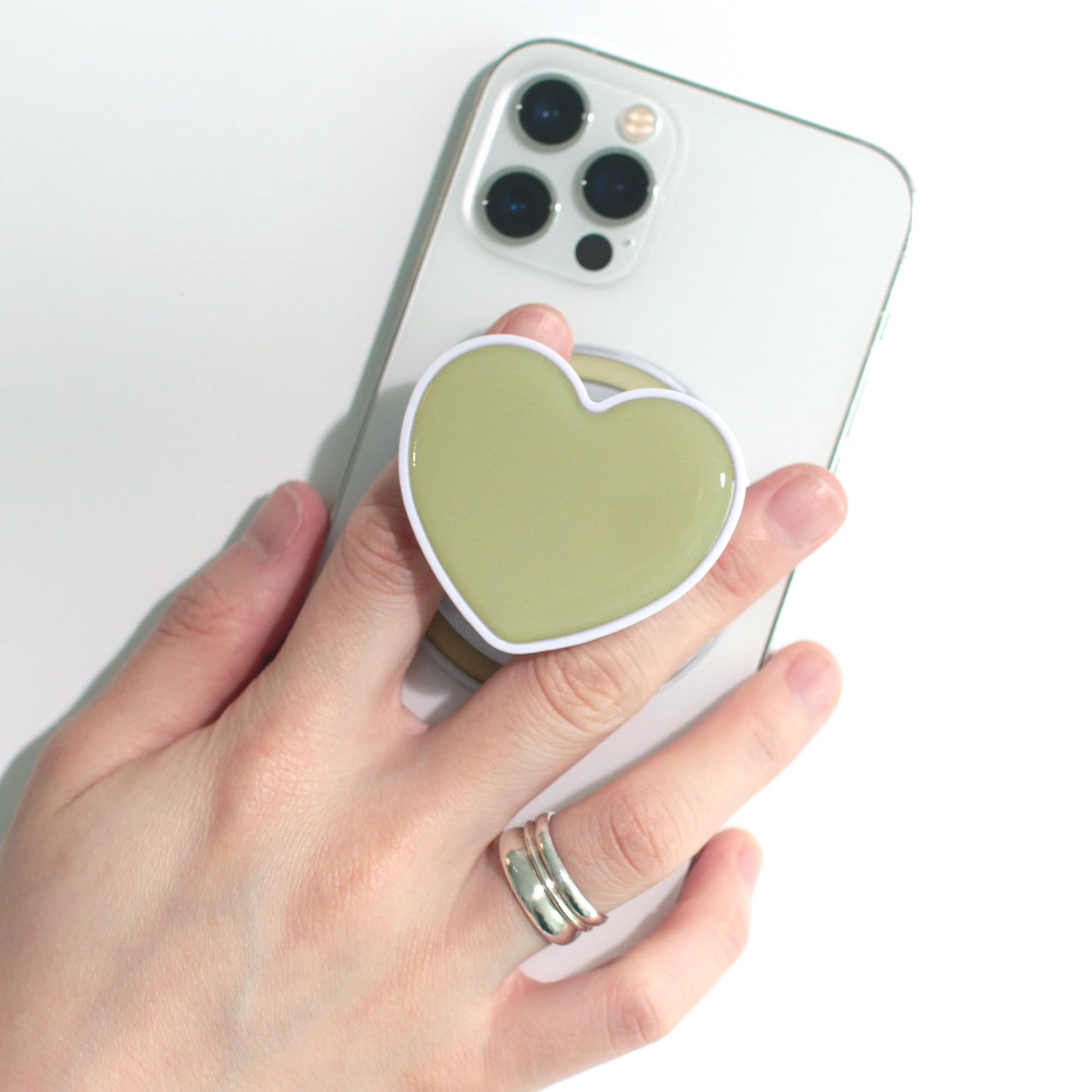 Cute Solid Color Heart Shape Collapsible Mobile Phone Grip Stand Holder for Smartphone Tablet Cell Phone Accessory