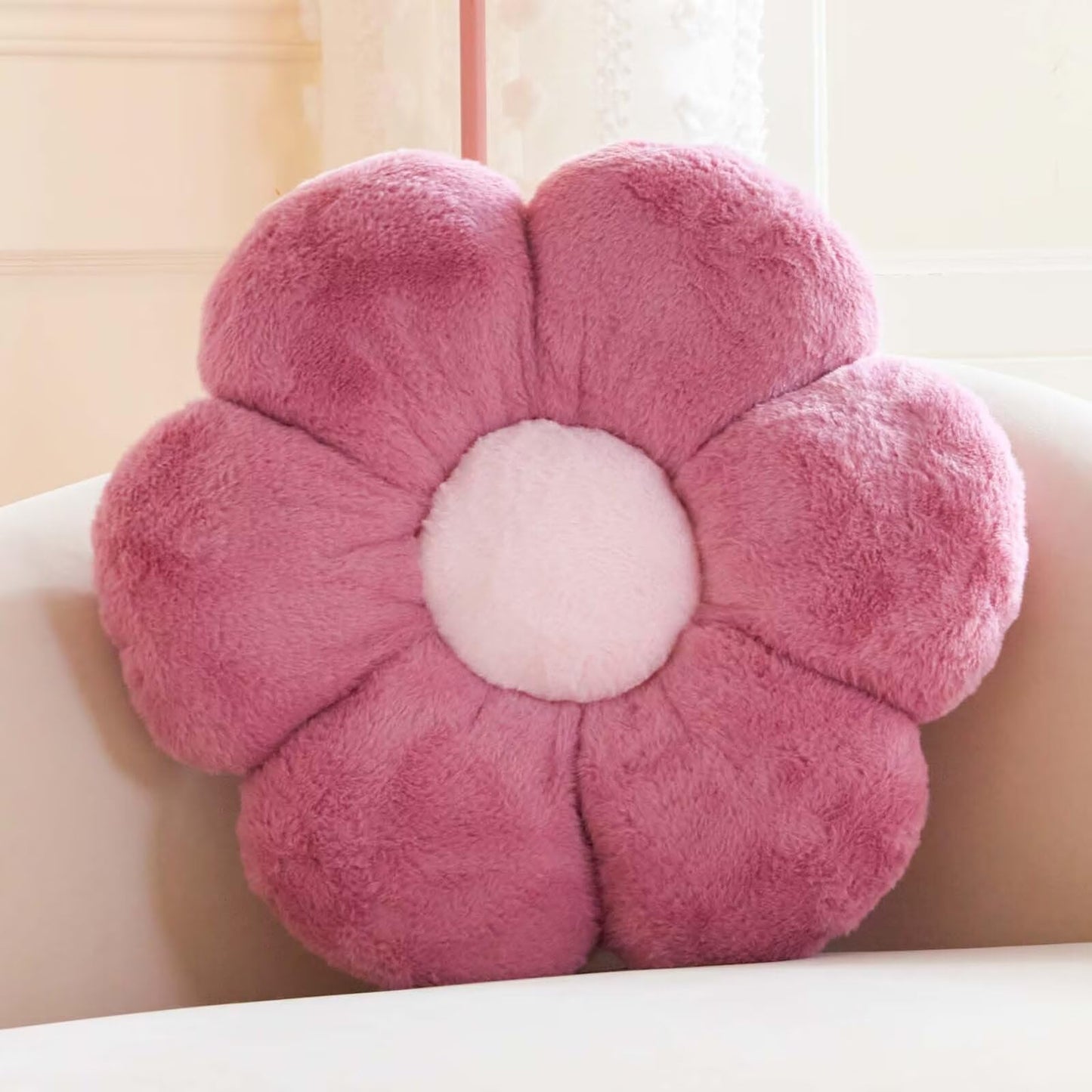 Plush Flower-Shaped Throw Pillow – Soft Faux Rabbit Fur Cushion for Bedroom or Living Room Decor