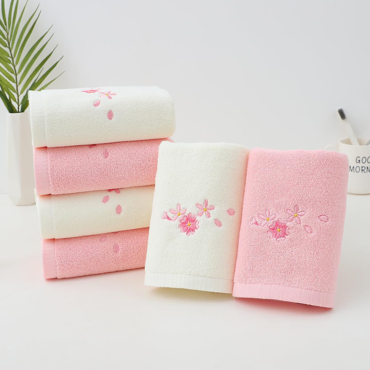 Embroidered Floral Pattern 100% Cotton Absorbent Soft Decorative Towel for Bathroom