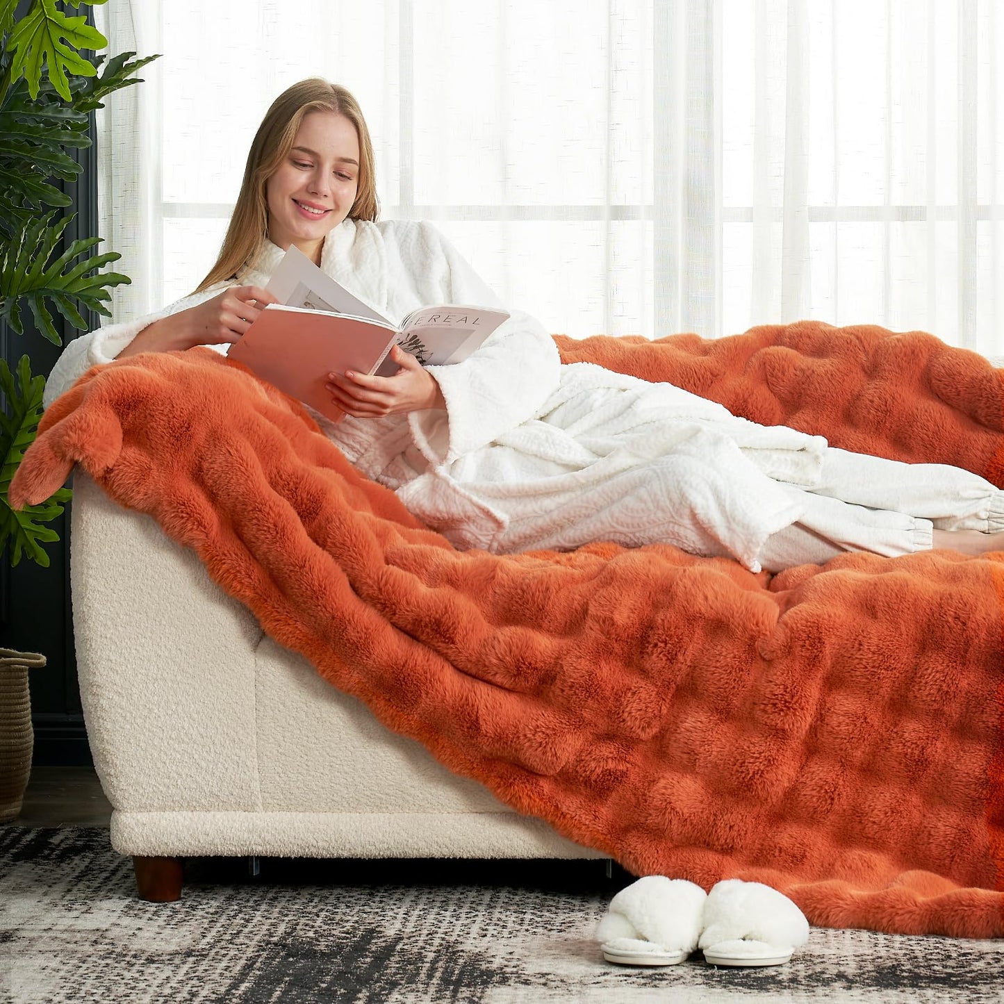 Faux Fur Throw Blanket -Fuzzy Soft Plush Thick Bubble Blanket