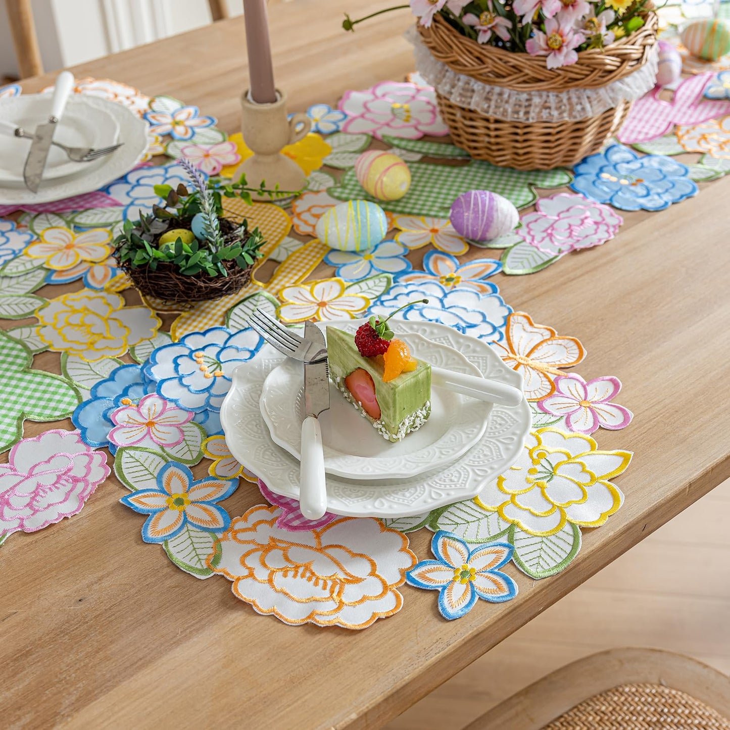 Cutwork Embroidered Plaid Easter Rabbits Florals Table Runners, Placements Dining Home Table Decorations