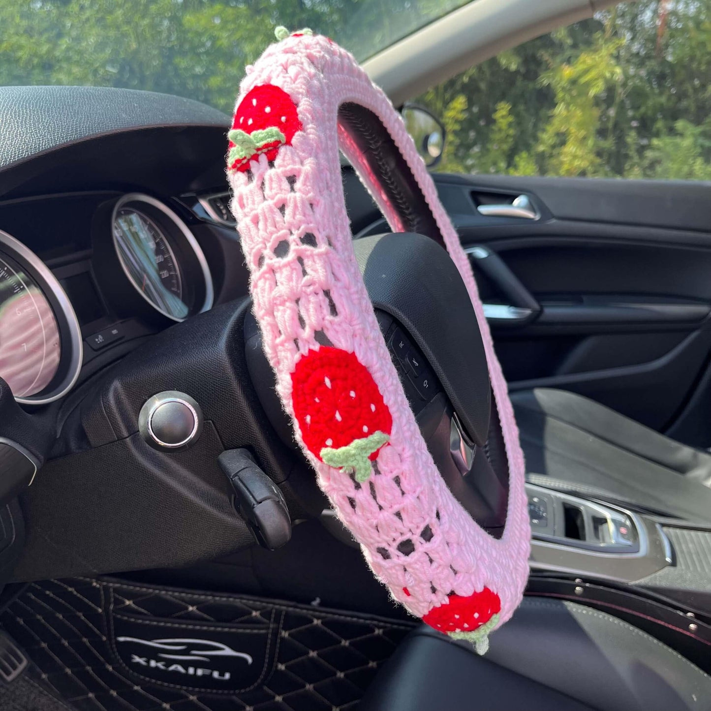 Pink Strawberry Granny Square Pattern - Crochet Steering Wheel Cover Set