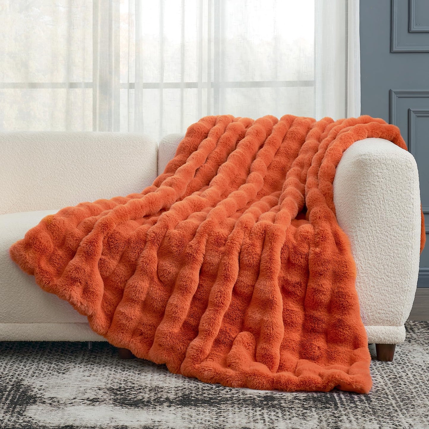 Faux Fur Throw Blanket -Fuzzy Soft Plush Thick Bubble Blanket