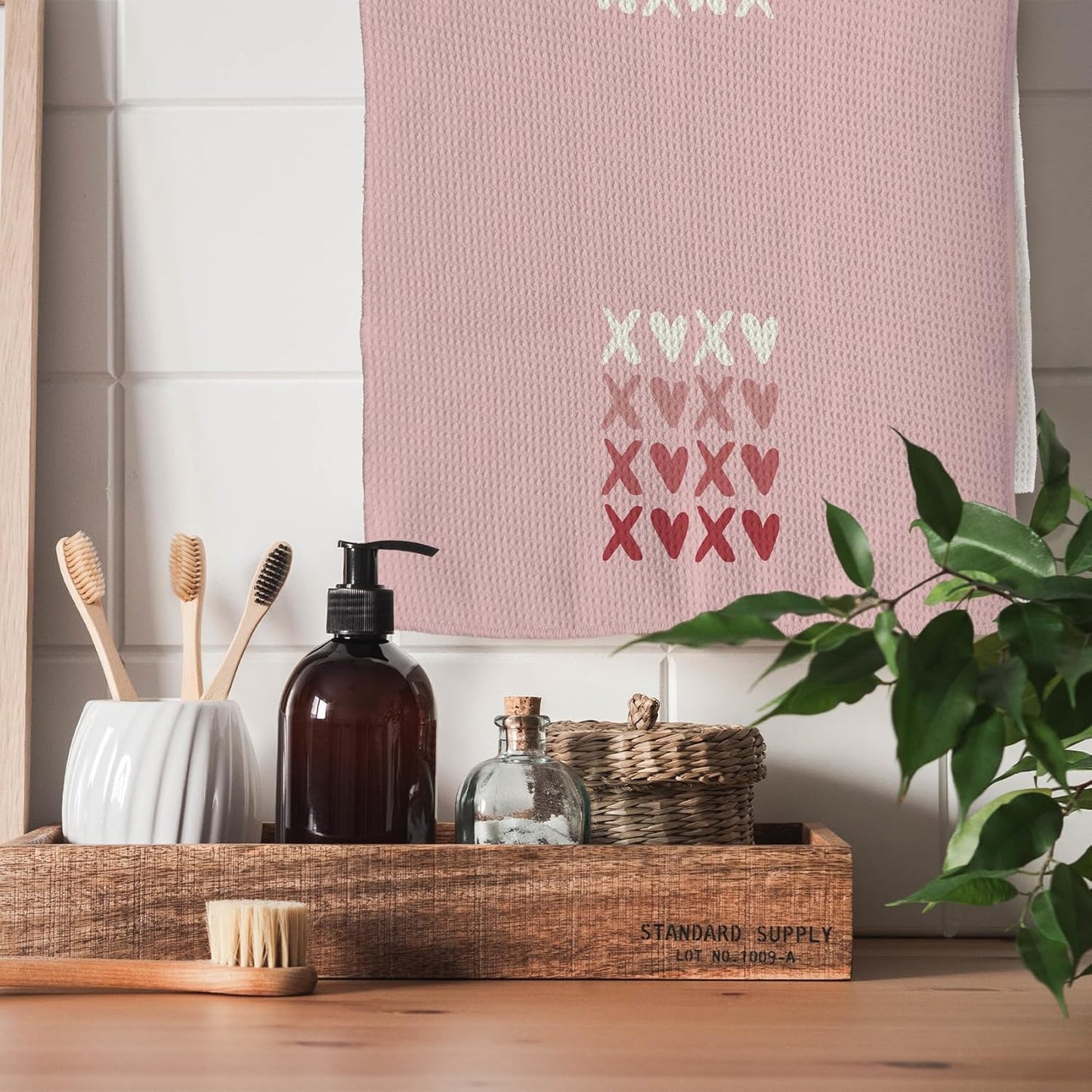 Pink XOXO Valentines Day Kitchen Hand Towels 16x24In Set of 2, Love Heart Dish Towels for Valentine's Day Decor