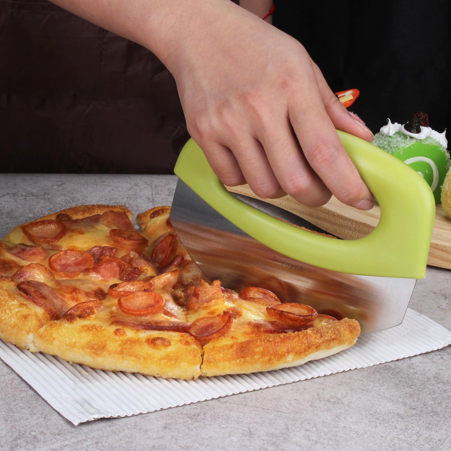 Premium Pizza Cutter Food Chopper-Super Sharp Blade Stainless Steel Pizza Cutter with Protective Sheath Multi Function Pizza Knife