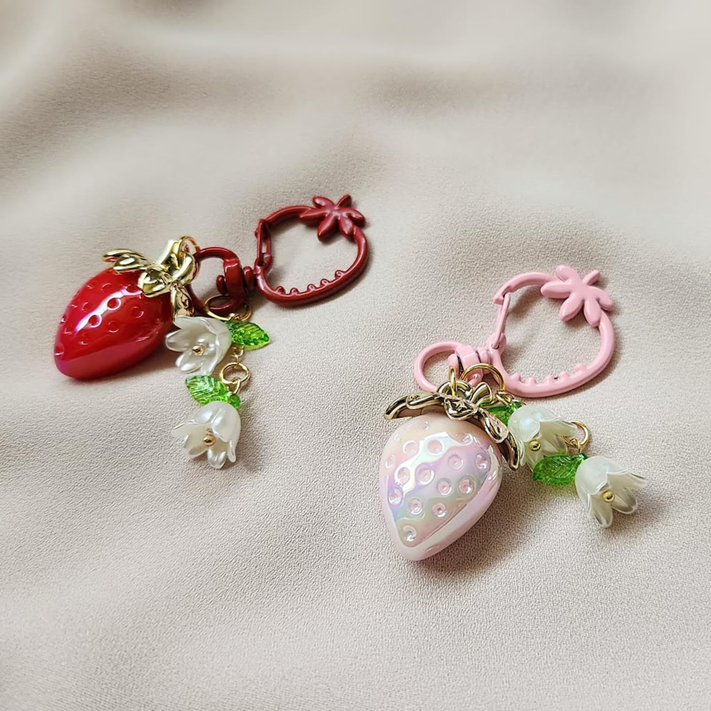 Cute Strawberry Keychain, Kawaii Heart Flower Daisy Keychain