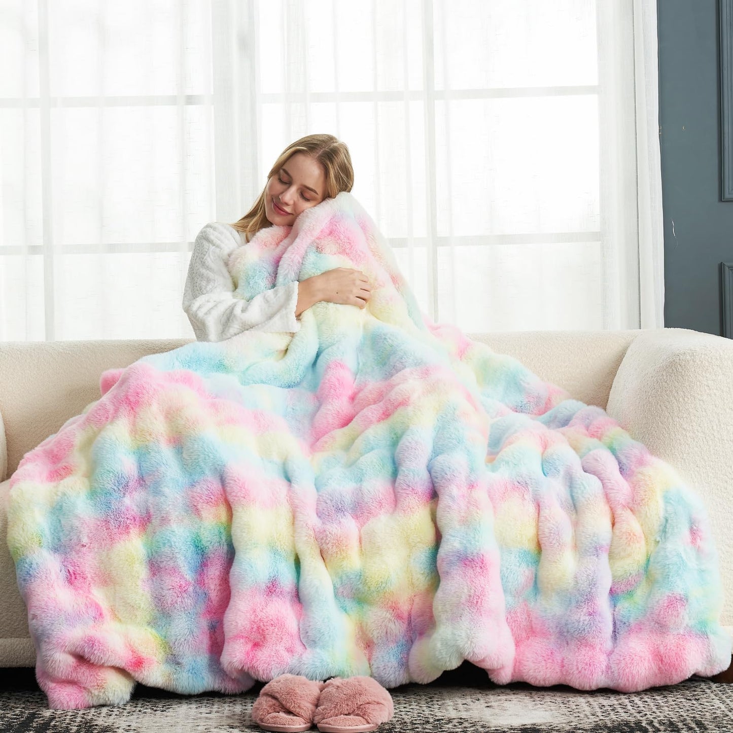 Faux Fur Throw Blanket -Fuzzy Soft Plush Thick Bubble Blanket