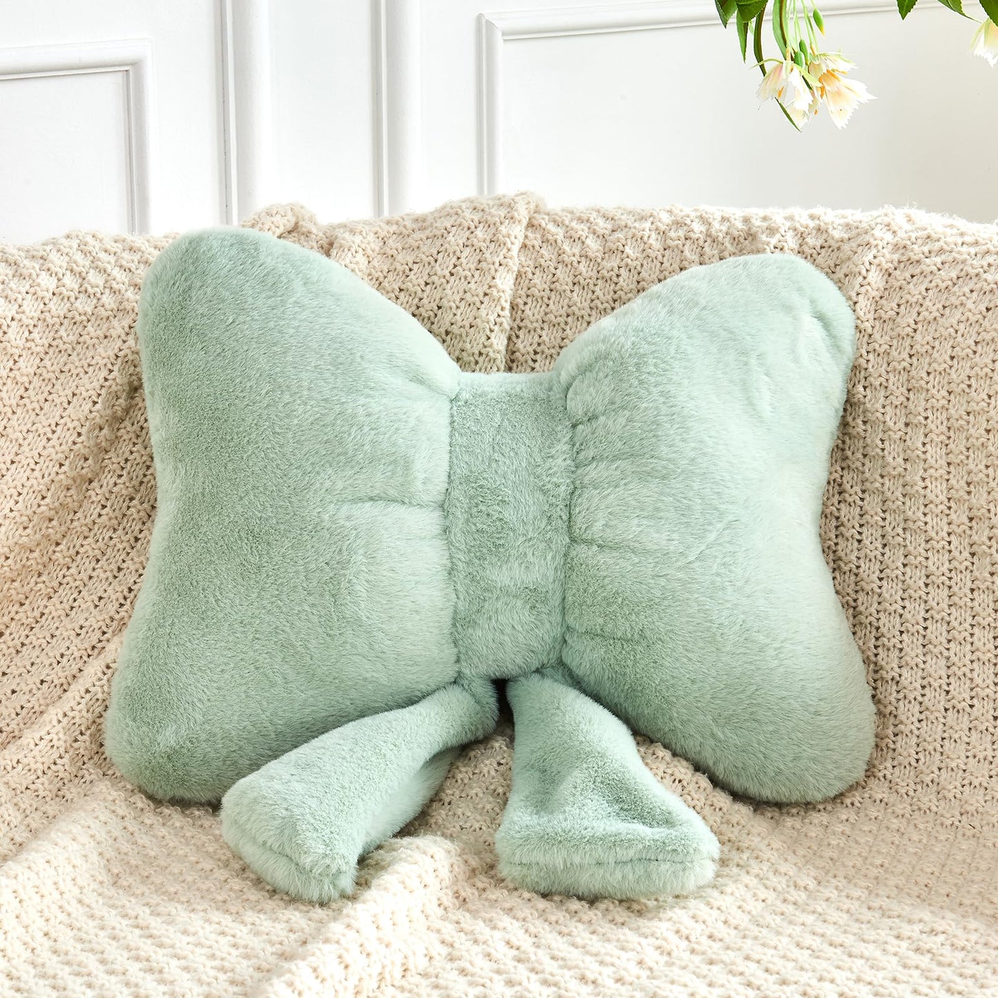 Bow Pillow, Soft Bow Decorative Pillows with Faux Rabbit Fur