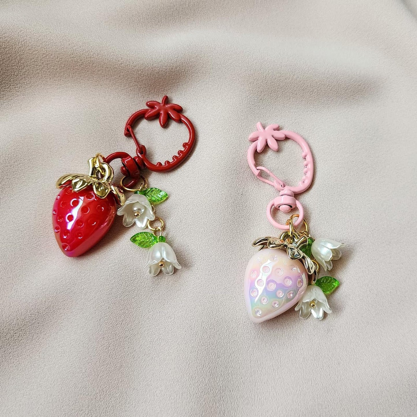 Cute Strawberry Keychain, Kawaii Heart Flower Daisy Keychain