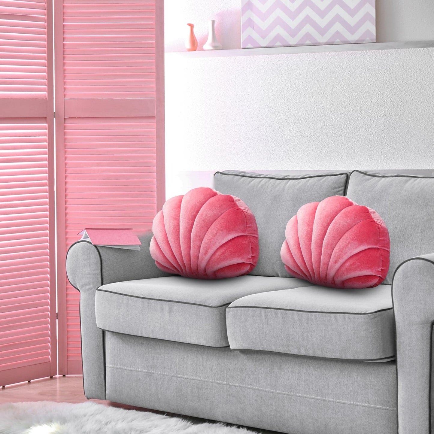 Pink Seashell Decorative Pillow – Soft Clam-Shaped Cushion for Sofa, Bed, or Living Room