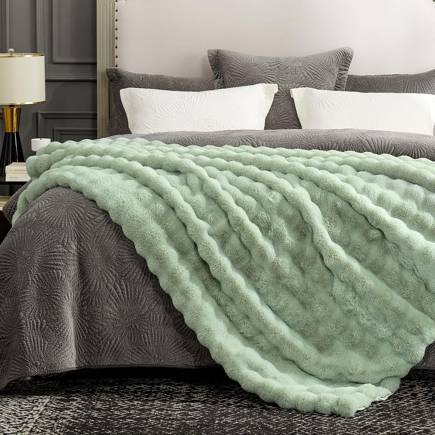 Faux Fur Throw Blanket -Fuzzy Soft Plush Thick Bubble Blanket