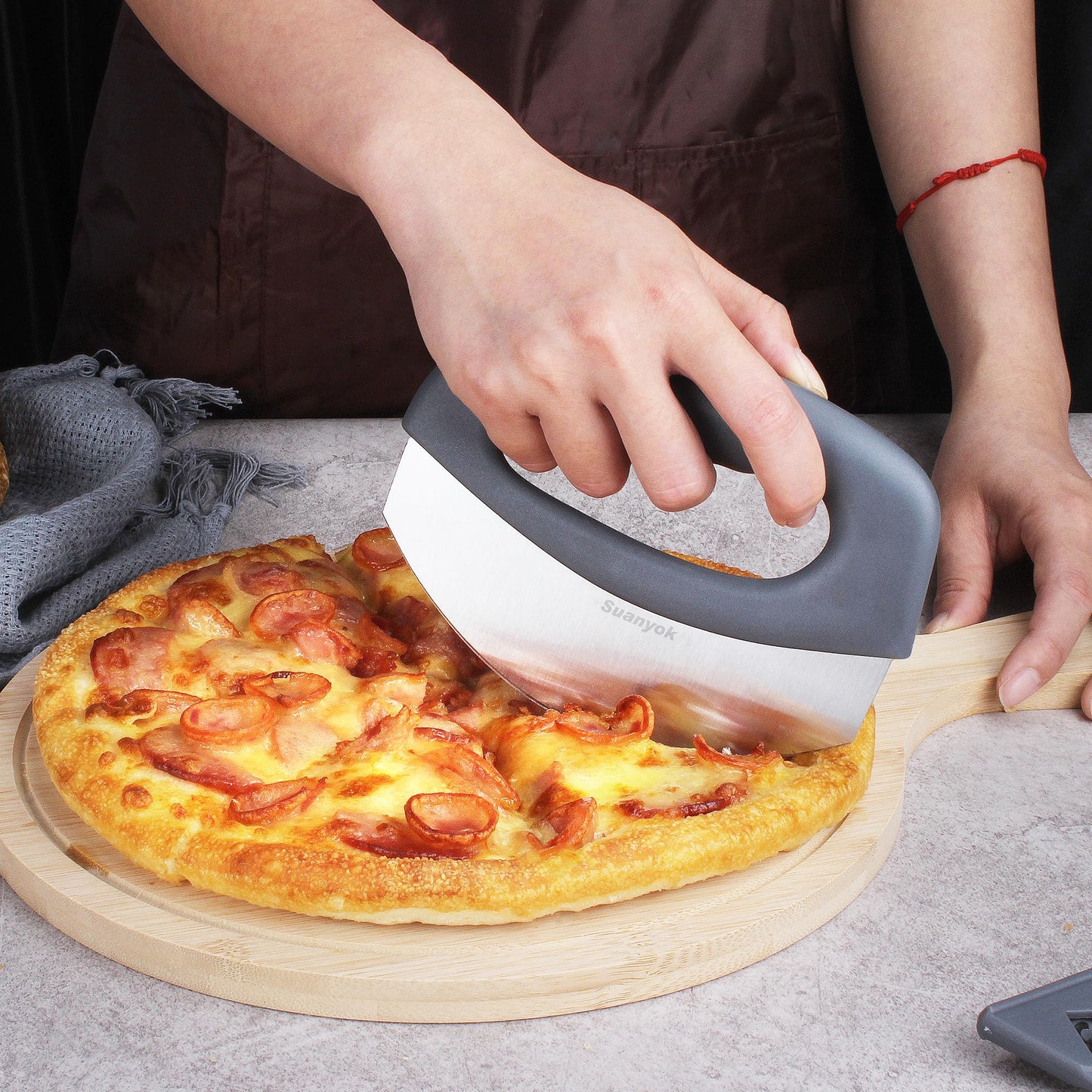 Premium Pizza Cutter Food Chopper-Super Sharp Blade Stainless Steel Pizza Cutter with Protective Sheath Multi Function Pizza Knife