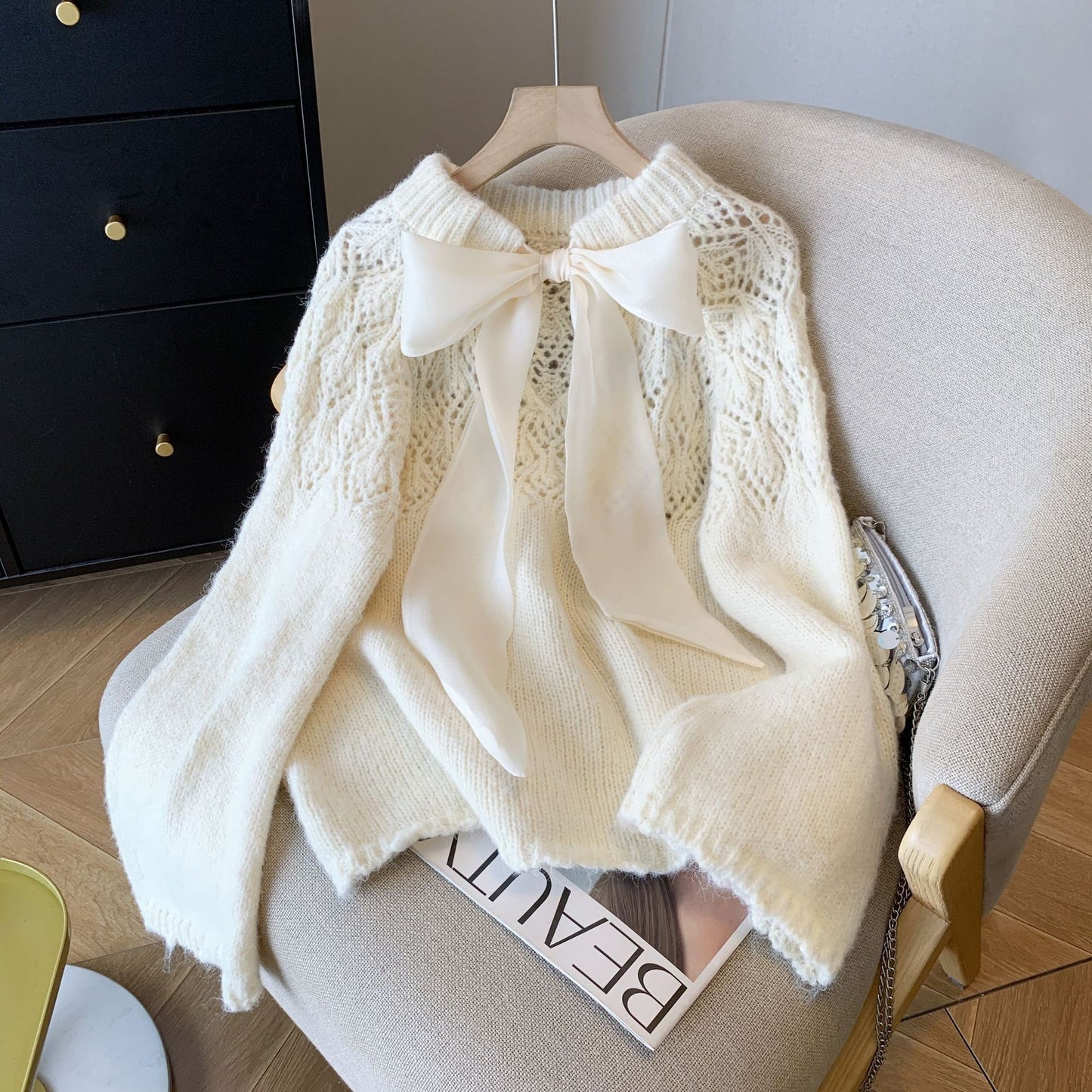 Women's French Style Tied Bow Long-sleeved Sweater