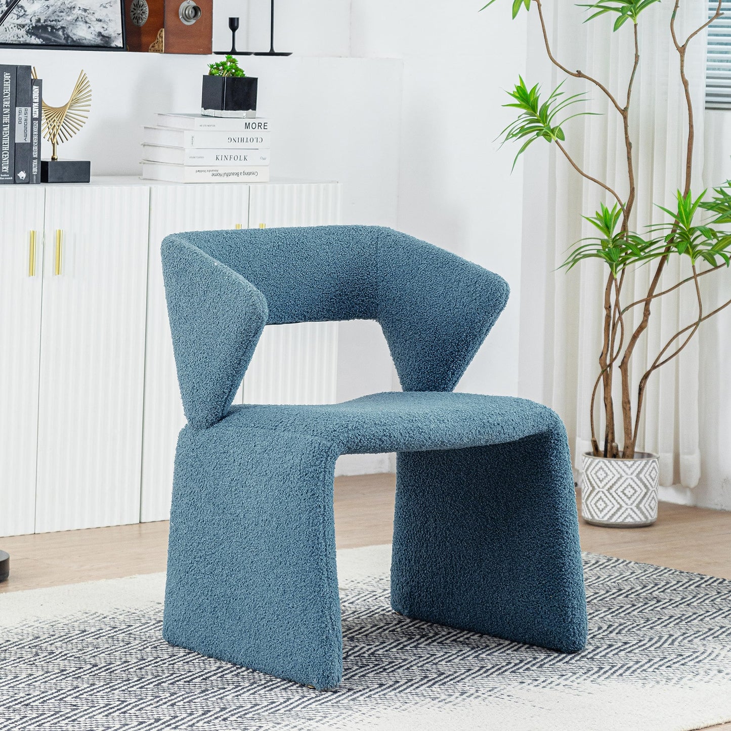 Modern Bouclé Sherpa Accent Chair – Comfy Tufted Lamb Fabric Armed Leisure Chair for Reading, Bedroom, Office, and Living Room