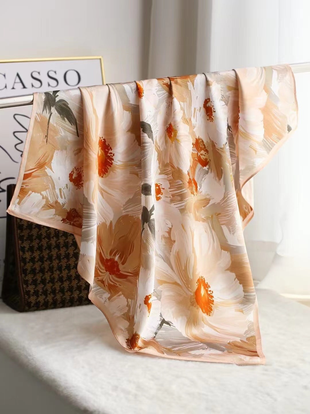 Intellectual Elegant Light Luxury Gift Silk Small Square Towel Silk Scarf