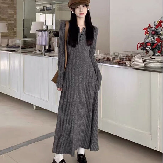 Women's Retro Design Knitted Long-sleeved Waist Three-color Dress