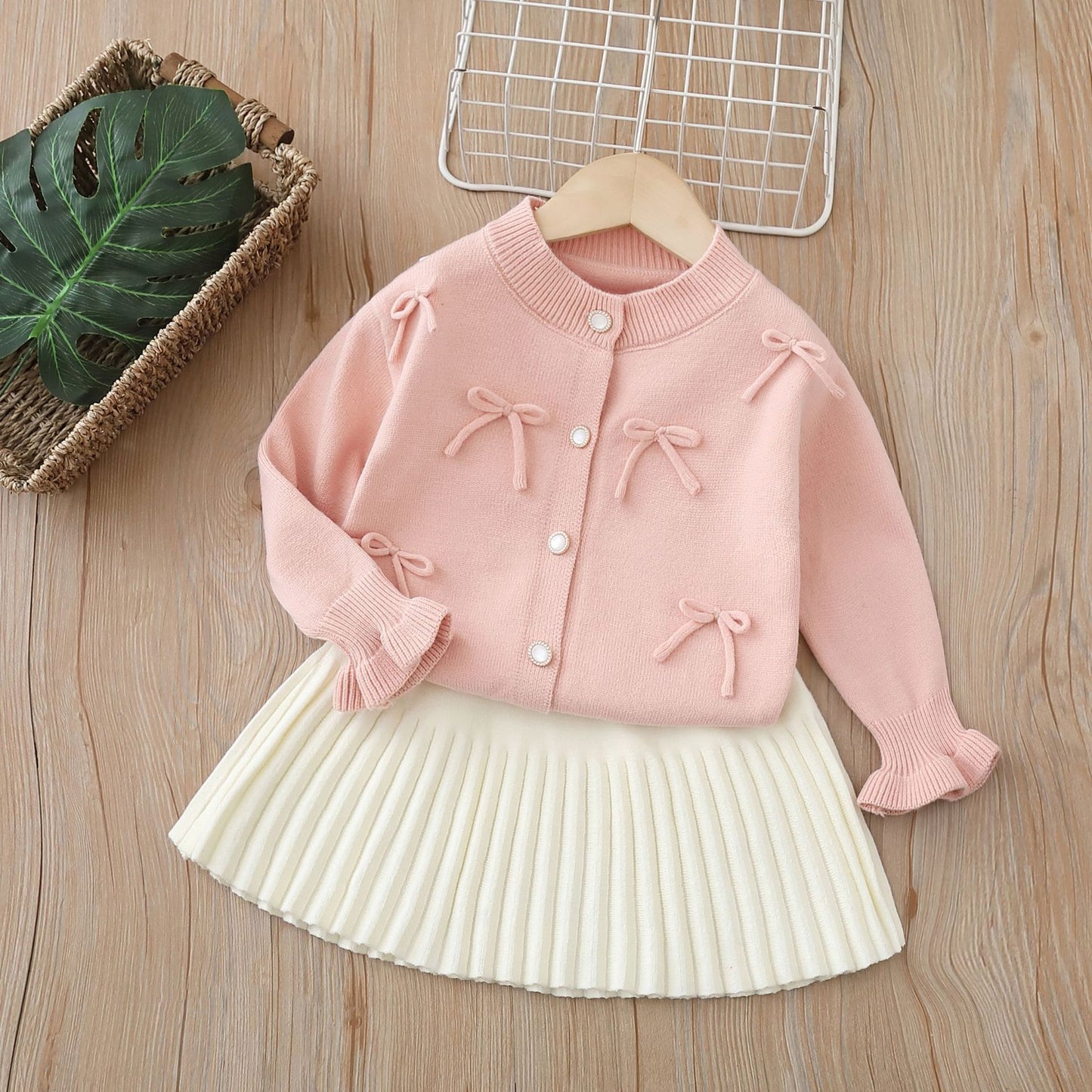 Girls' Sweater Suit Autumn Style Solid Color