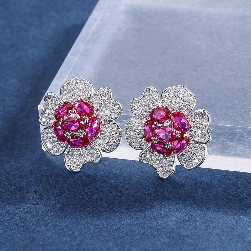 Women's Flower-shaped Stud Earrings